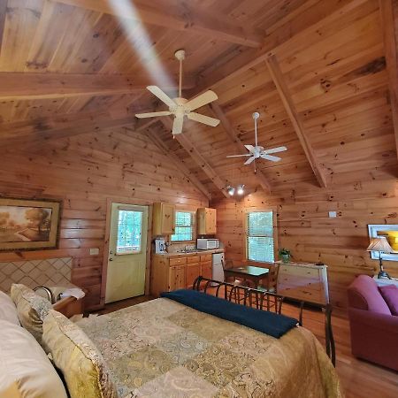 New River Trail Cabins Galax Exteriör bild