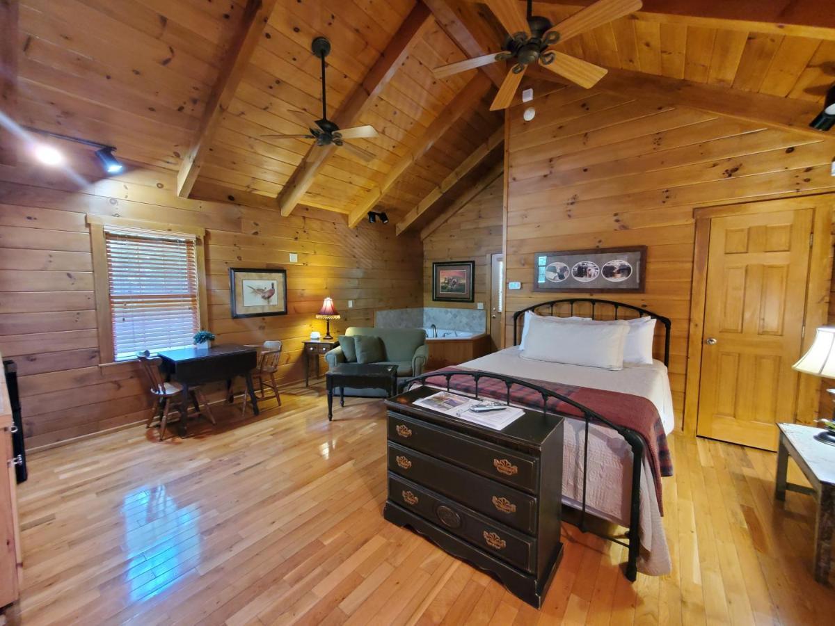 New River Trail Cabins Galax Exteriör bild