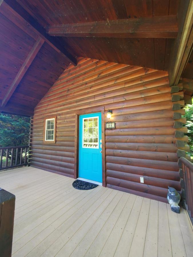 New River Trail Cabins Galax Exteriör bild