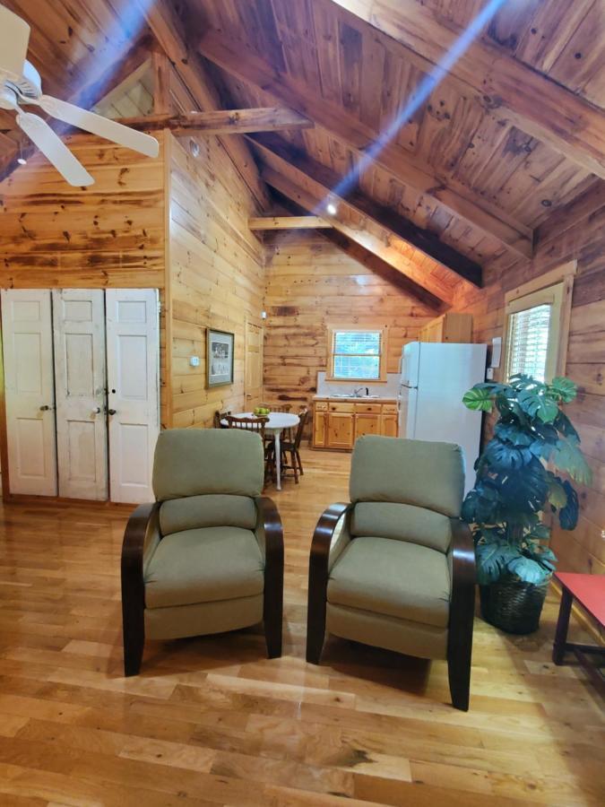 New River Trail Cabins Galax Exteriör bild