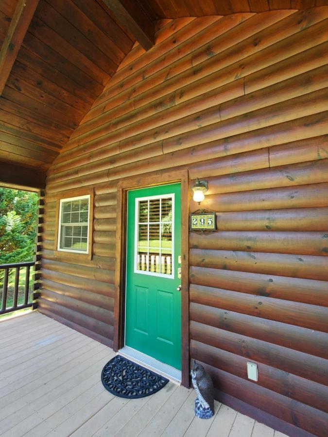 New River Trail Cabins Galax Exteriör bild
