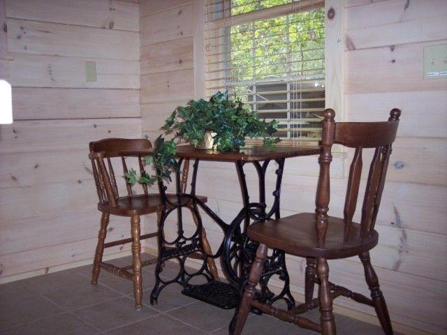 New River Trail Cabins Galax Rum bild
