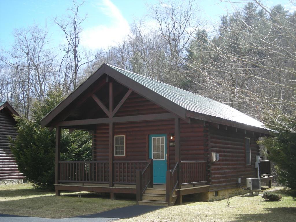 New River Trail Cabins Galax Exteriör bild